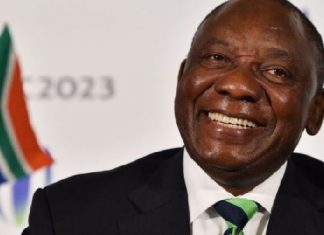 Coronavirus: South African students resume classes